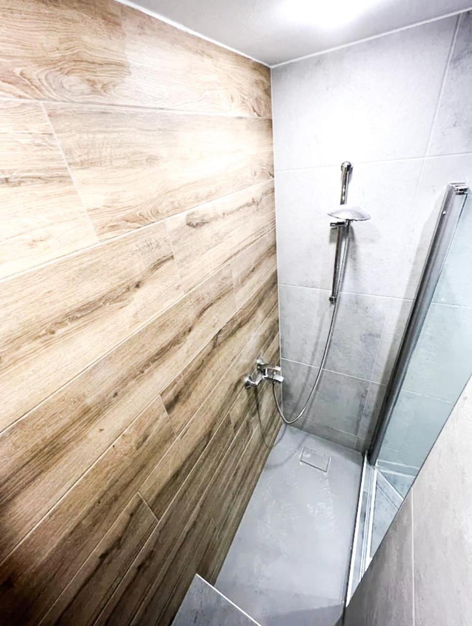 Casa De Dinca, 2 Bedroom, 6 Person, Free Parking Zone 자그레브 외부 사진
